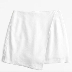 Brand New, Never Worn A&F Scarlett Linen-Blend Wrap Mini Skort (XL)